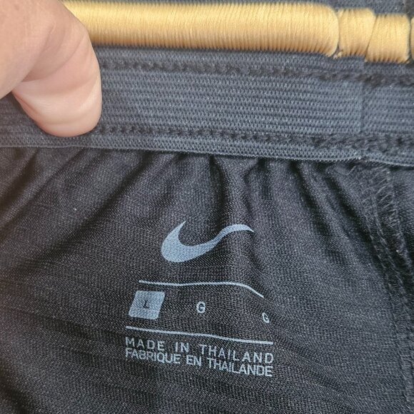 Men's Nike Basketball Shorts & Swim Trunks - Large - Picture 11 of 16